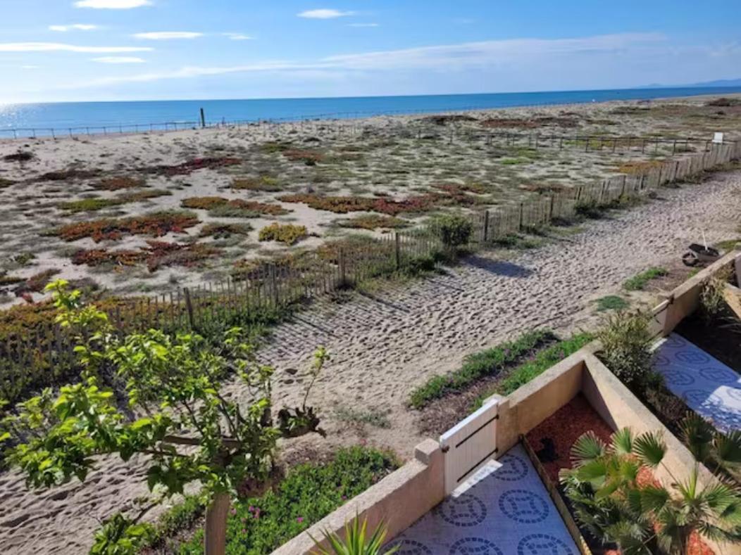 Villa Face A La Mer Sur Le Sable 8 Clim A L'Etage Ле Баркарес Экстерьер фото